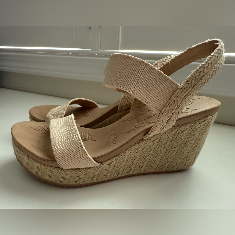 Chinese Laundry Beige Wedge Sandals with Braided Platform size 7.5